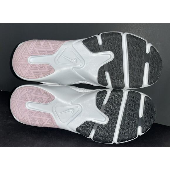 Nike Legend Essential White‎ Pistachio Green Lilac CD0212-100 Women's Sz 9 - Picture 5 of 9